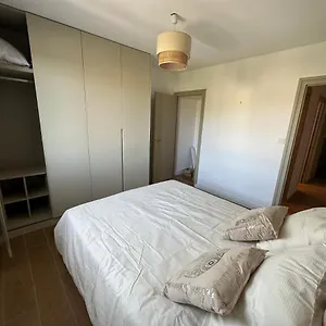 https://minois.hotels-rhonealpes.com